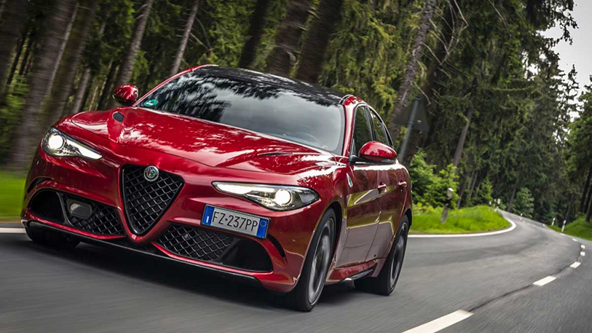 Alfa Romeo Giulia Quadrifoglio eletta “Auto sportiva dell’anno” 8