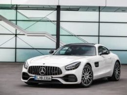Mercedes-AMG GT: la prossima generazione sarà anche ibrida 8