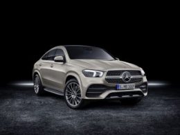 Mercedes-Benz GLE Coupé: le novità dell’imminente restyling 10